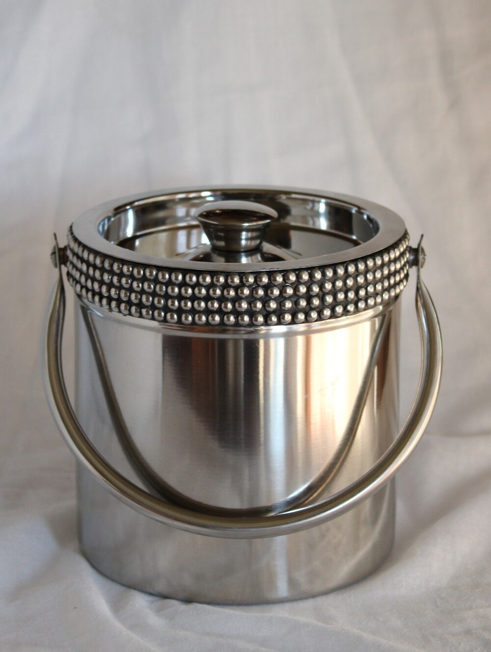Cynthia ROWLEY Stainless Steel Ice Bucket with Studded Rim and Handle - Picture 4 of 10